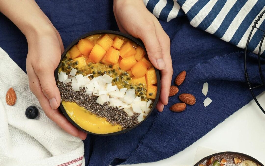 Salade fraîcheur aux fruits tropicaux et graines de chia