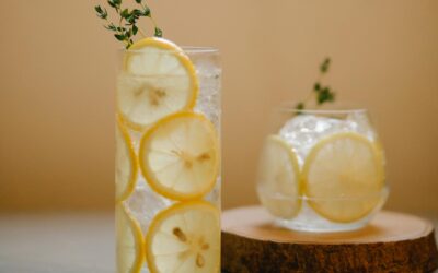 Digestion légère en vacances : 3 eaux infusées bienfaisantes